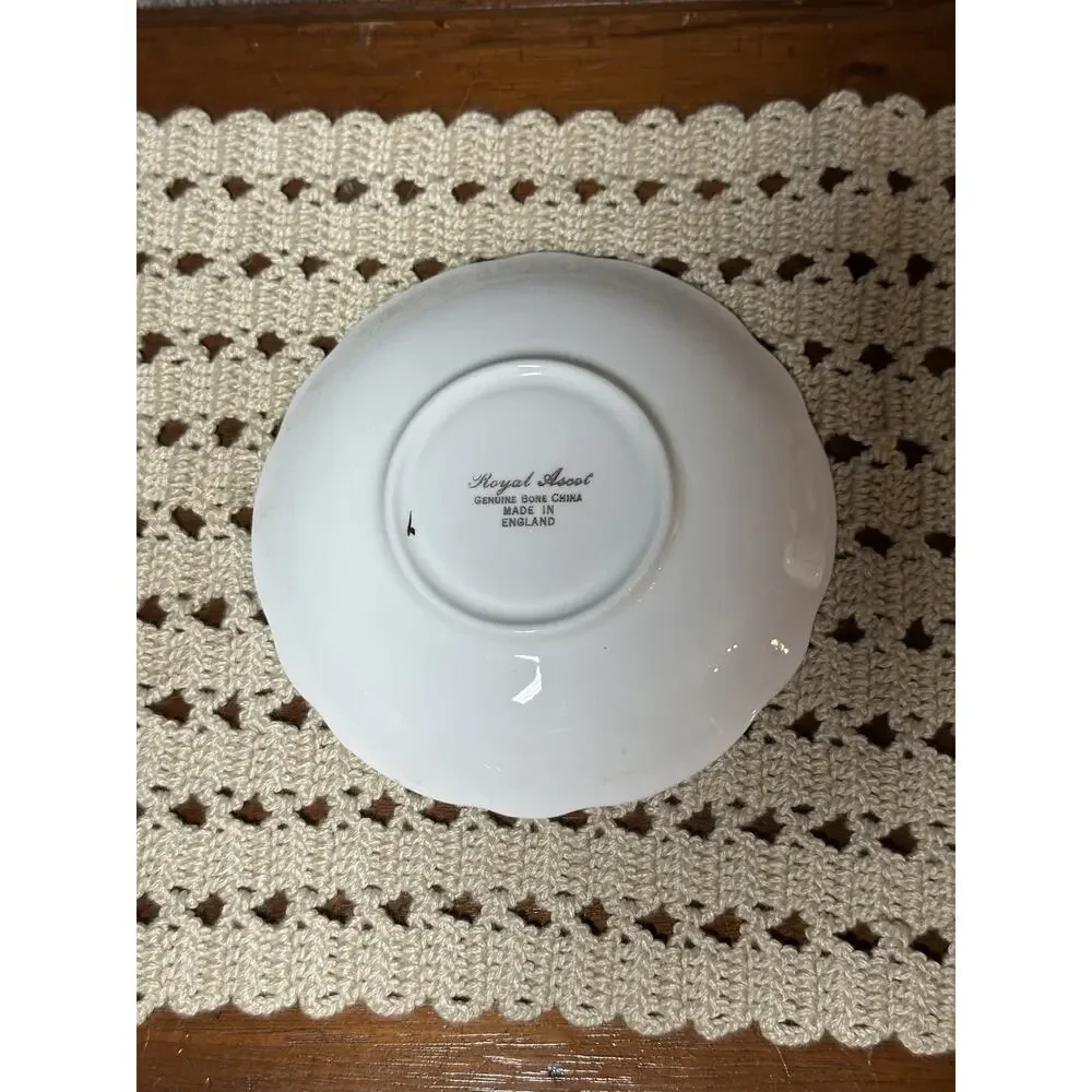 Royal Ascot England Bone China Teacup & Saucer Blue Floral Flowers Gold Trim Vtg